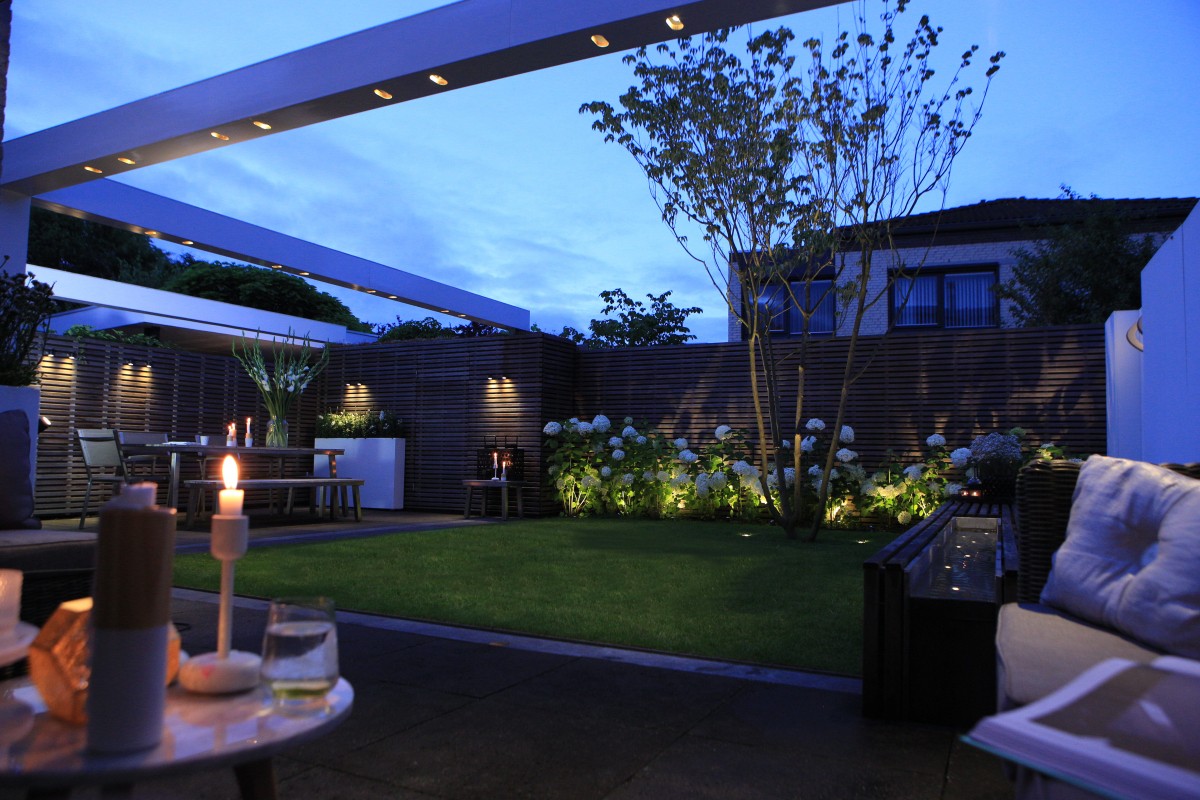 outdoor-lighting-selection
